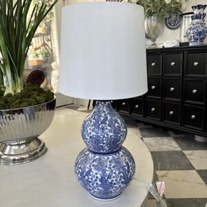 Chinoiserie Asian Blue/White Table Lamp - 18" Tall w/o Shade (shade Included)